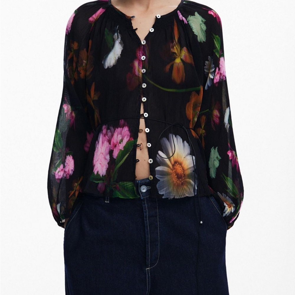 Desigual Multicolor Floral Sheer Blouse Size Large but fits like a Medium